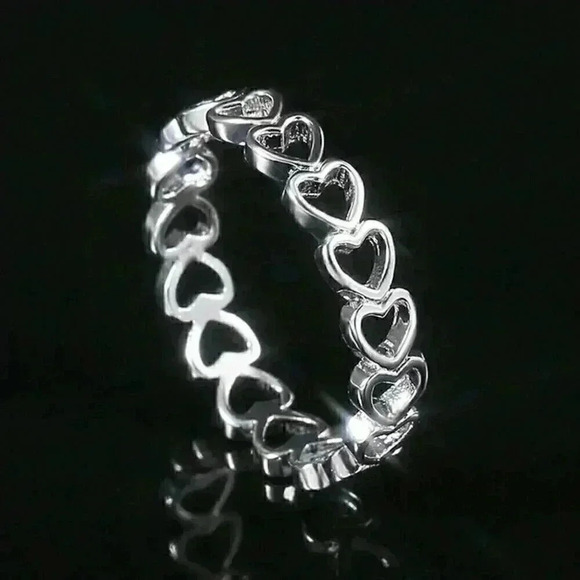 New 925 Silver Hollow Heart Band - Picture 2 of 7